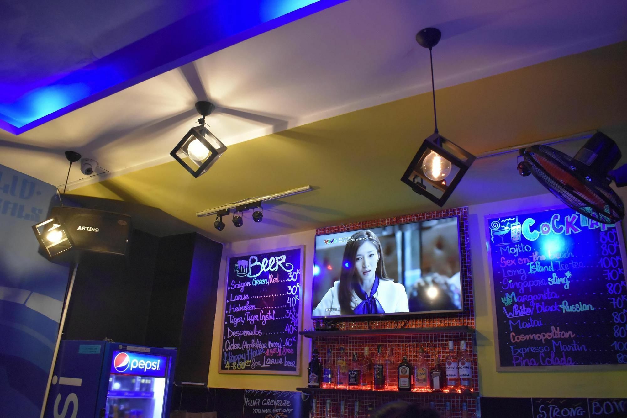 Hangout Hostel Hcm (Adults Only) TP. Hồ Chí Minh Ngoại thất bức ảnh