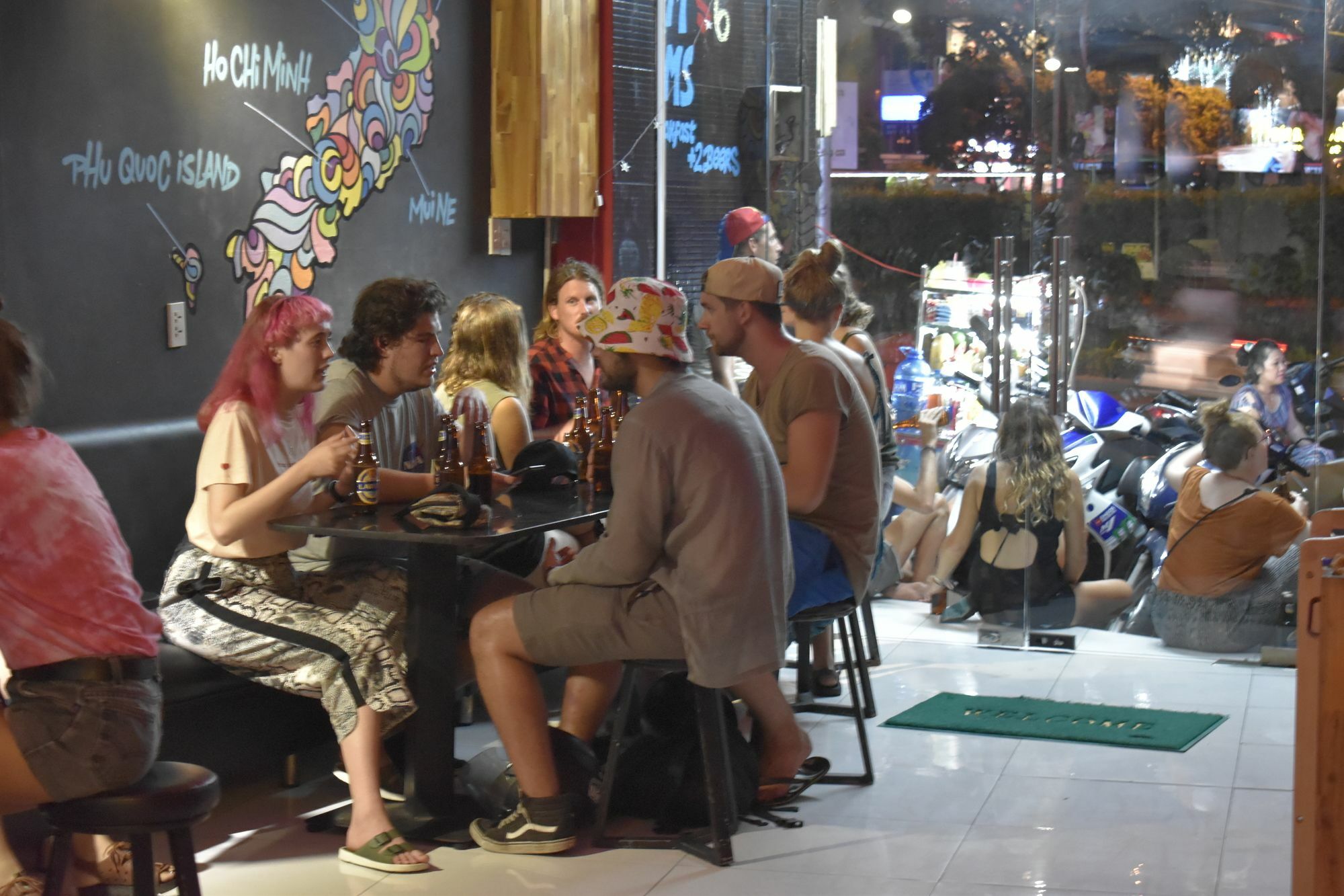 Hangout Hostel Hcm (Adults Only) TP. Hồ Chí Minh Ngoại thất bức ảnh