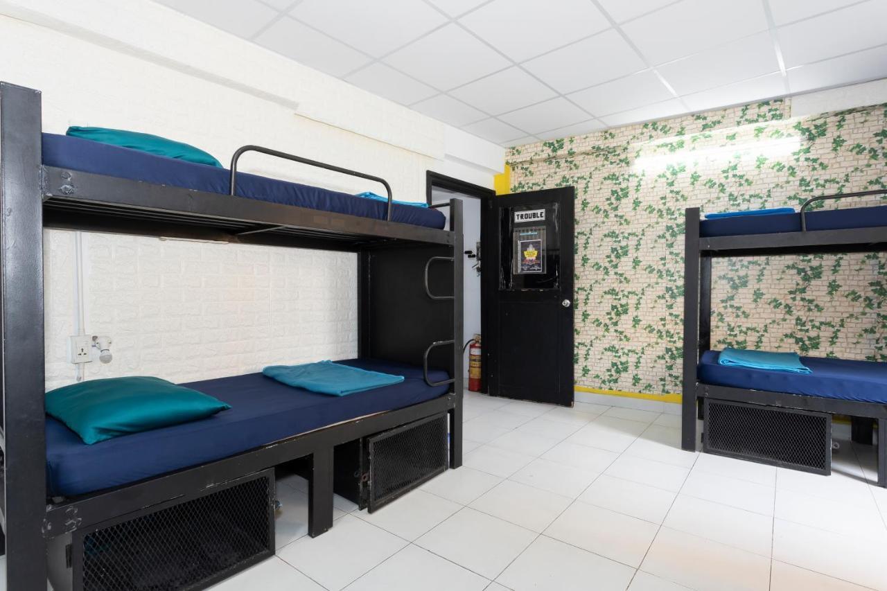 Hangout Hostel Hcm (Adults Only) TP. Hồ Chí Minh Ngoại thất bức ảnh